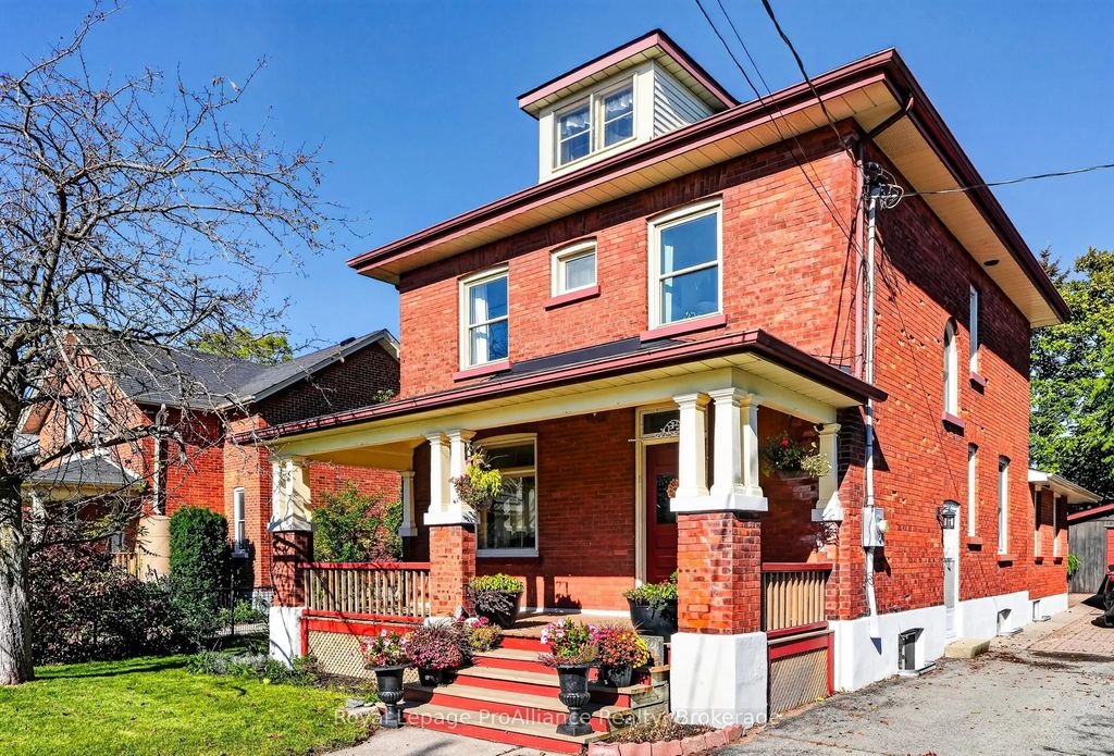 174 University Avenue W, Cobourg
