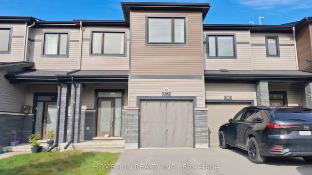 99 Natare Place, Kanata