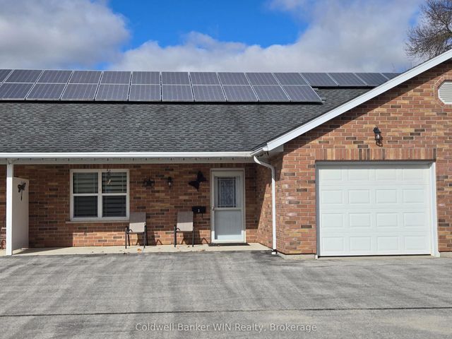 444 Newfoundland Street 3, Wellington North
