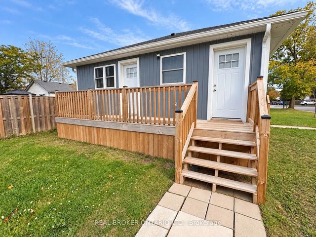 15 Keele Street Unit B, St. Catharines