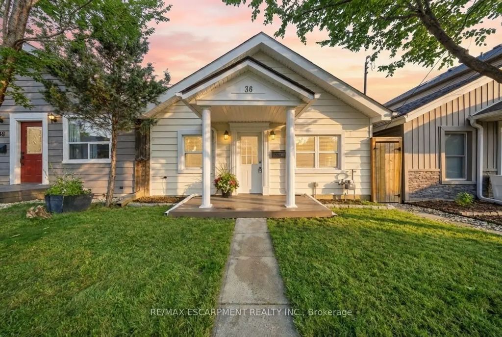 36 Queensdale Avenue W, Hamilton