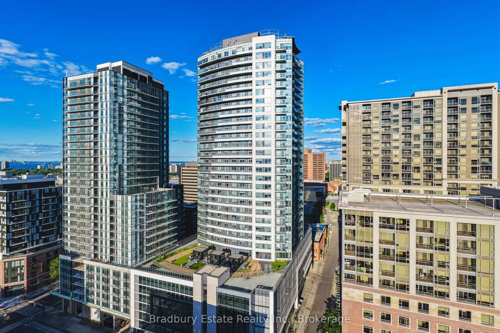 20 George Street 1009, Hamilton