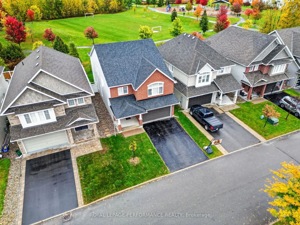 816 Azure Street, Orleans - Cumberland and Area