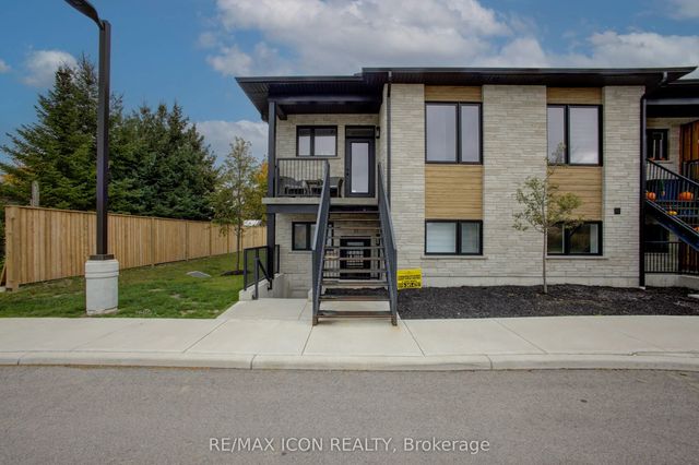 440 King Street E 5, Wellington North