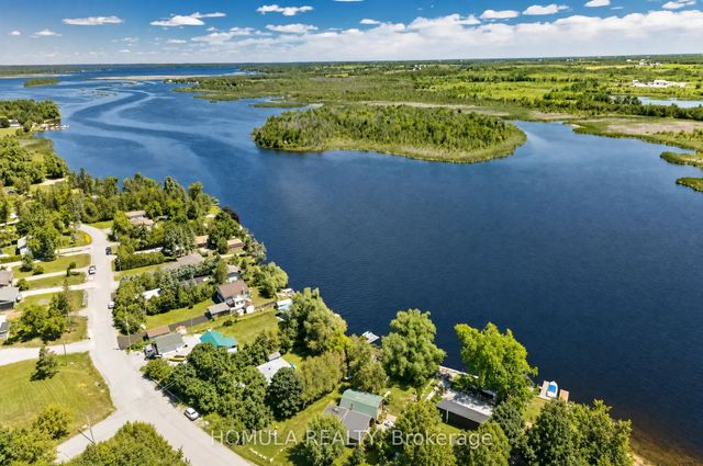 24 Riverside Drive, Kawartha Lakes
