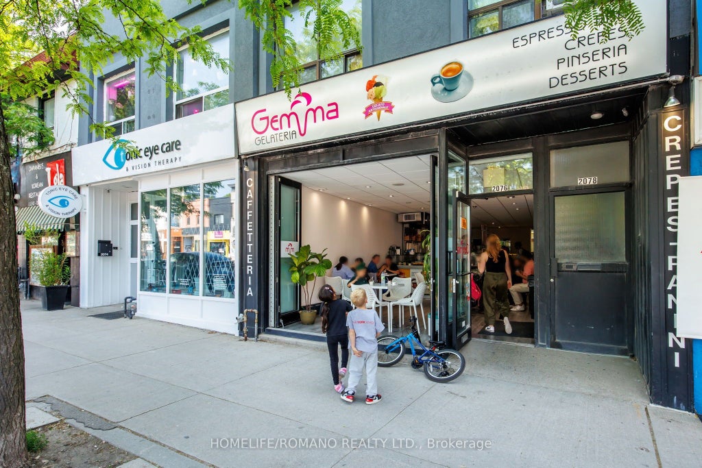 2076 Yonge Street, Toronto C03