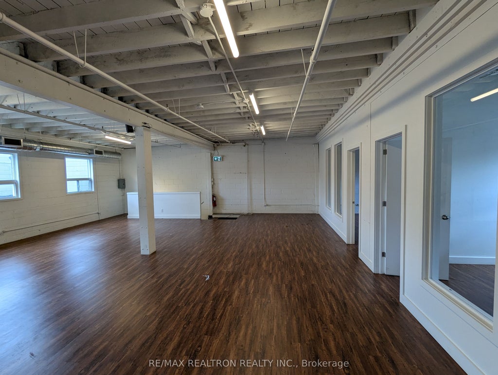 135 Tecumseth Street 12b, Toronto C01