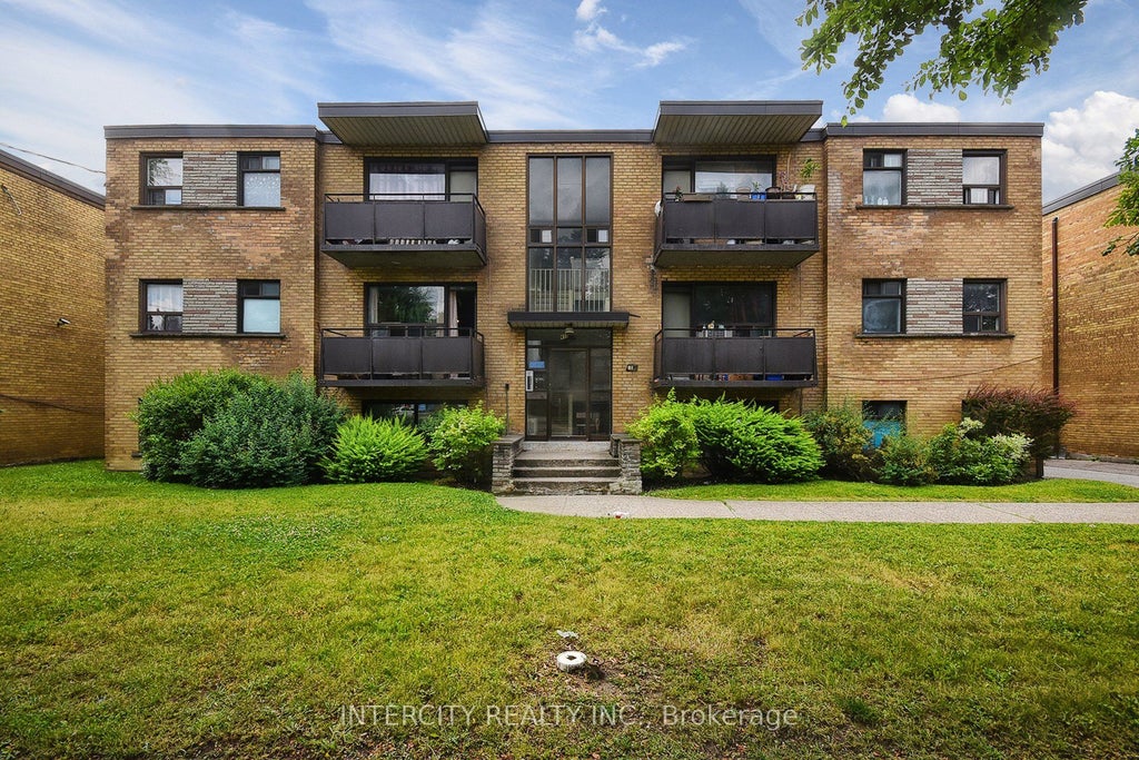 415 Wilson Avenue, Toronto C06