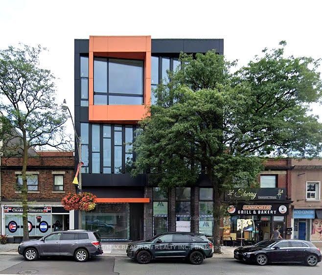 3429 Yonge Street 3, Toronto C04