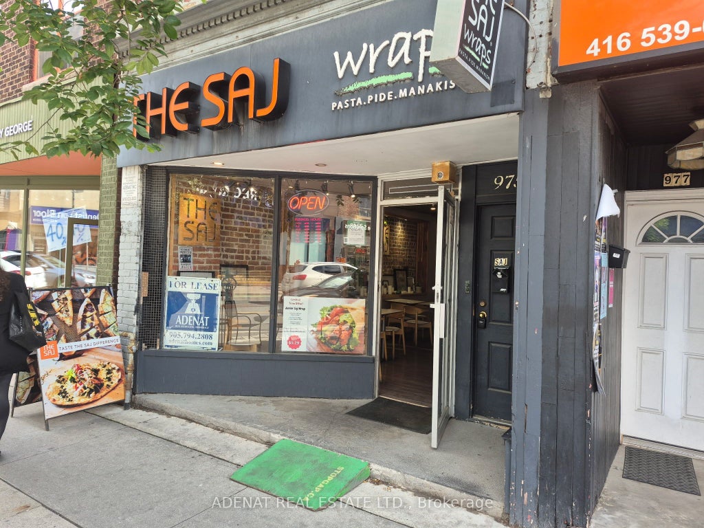 975 Bloor Street W, Toronto C01