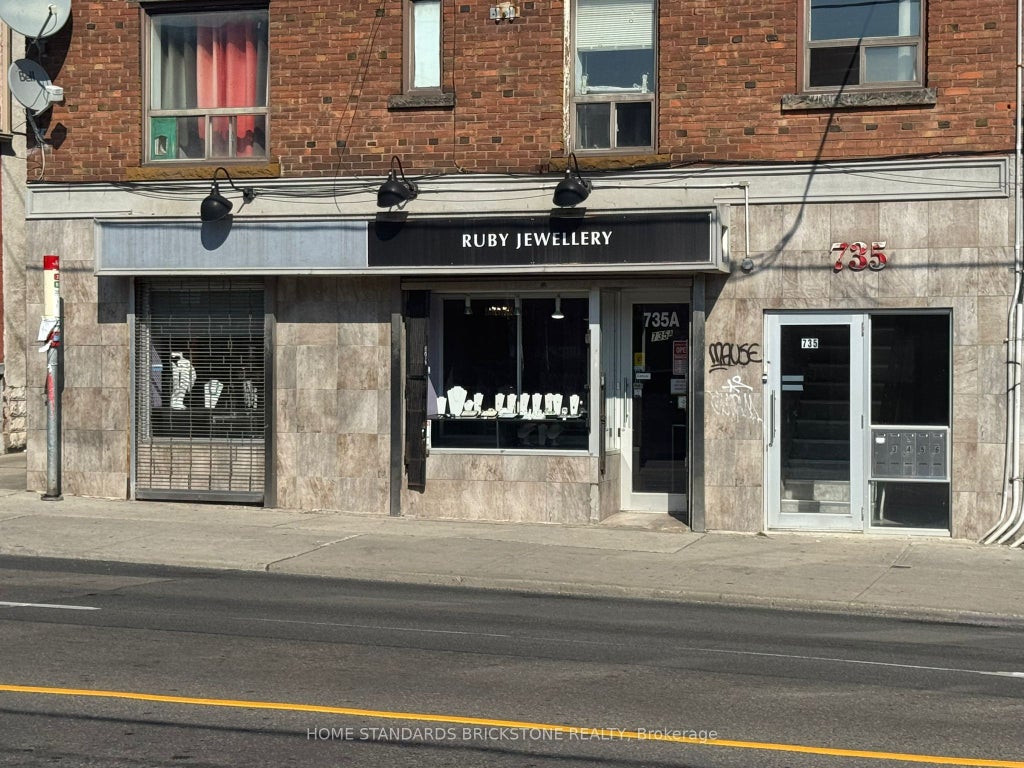 735 Dufferin Street, Toronto C01