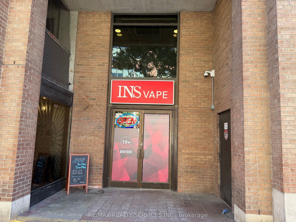 201 King St Street E, Toronto C08