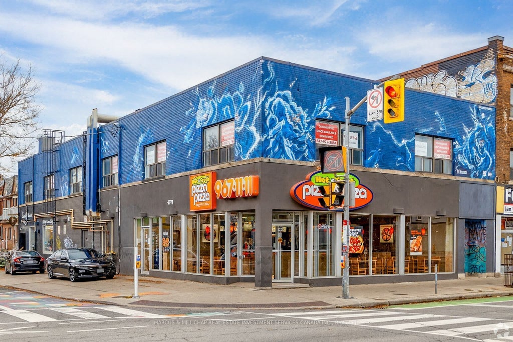 1195 Bloor Street 2nd Floor, Toronto C01