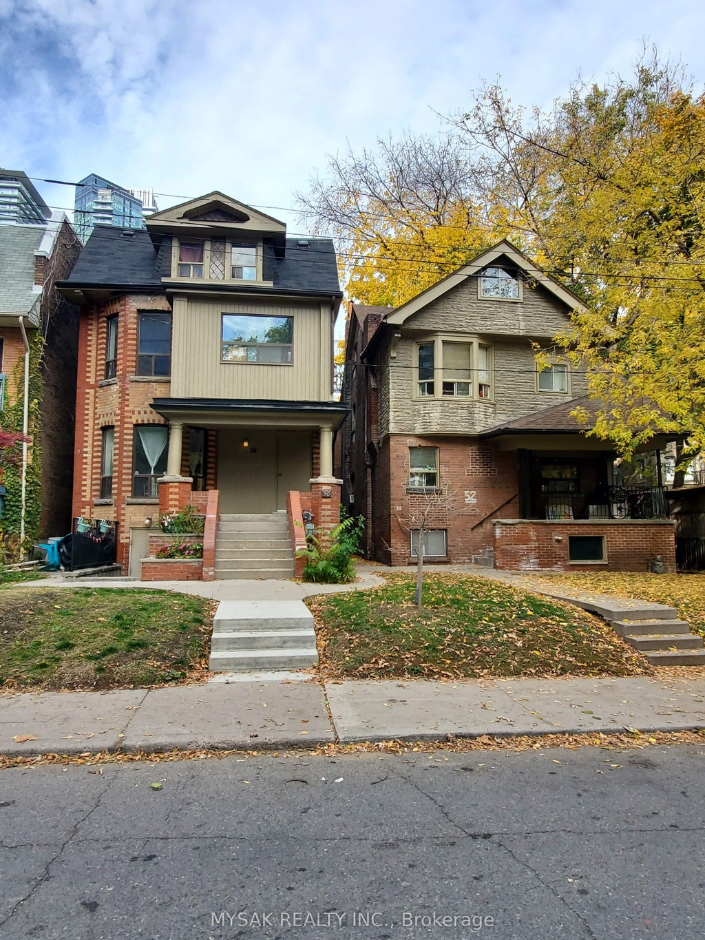 50-52 Dundonald Street, Toronto C08