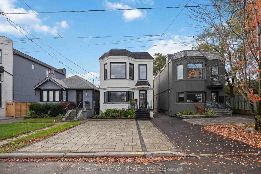 193 Roe Avenue, Toronto C04