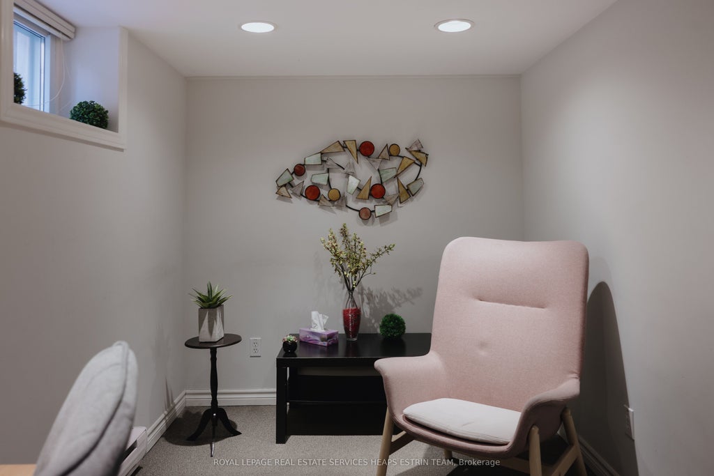 1395 Bayview Avenue Ll2, Toronto C11