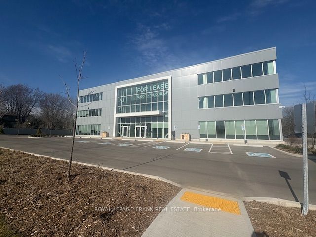 1707 Thornton Road N 3rd Floor, Oshawa