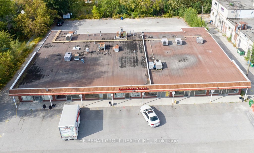 1800 Pharmacy Avenue 1812, Toronto E05