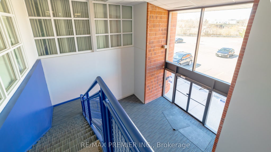 1225 Kennedy Road 2000-37, Toronto E04