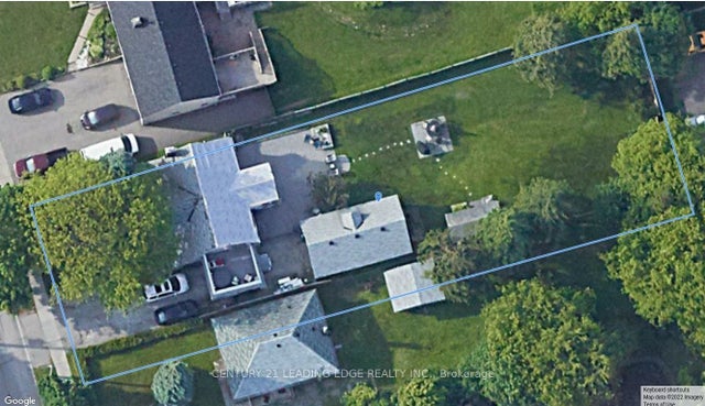 1721 Brock Street S, Whitby