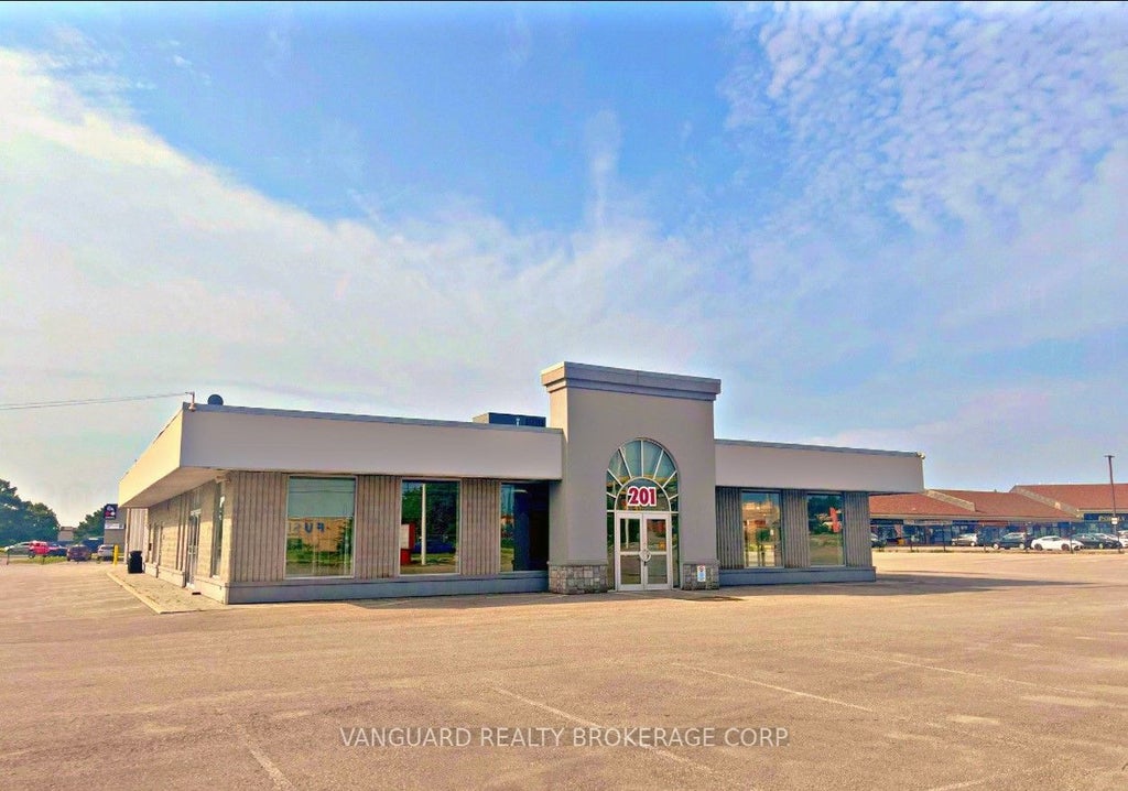 201 Bayly Street W, Ajax