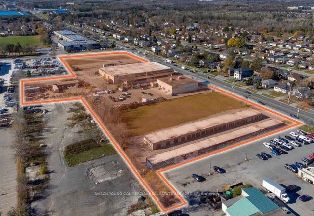 0,43,79 Taunton Road W, Oshawa