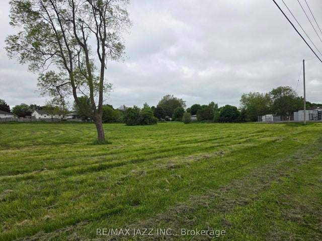 200 Baseline Road W, Clarington