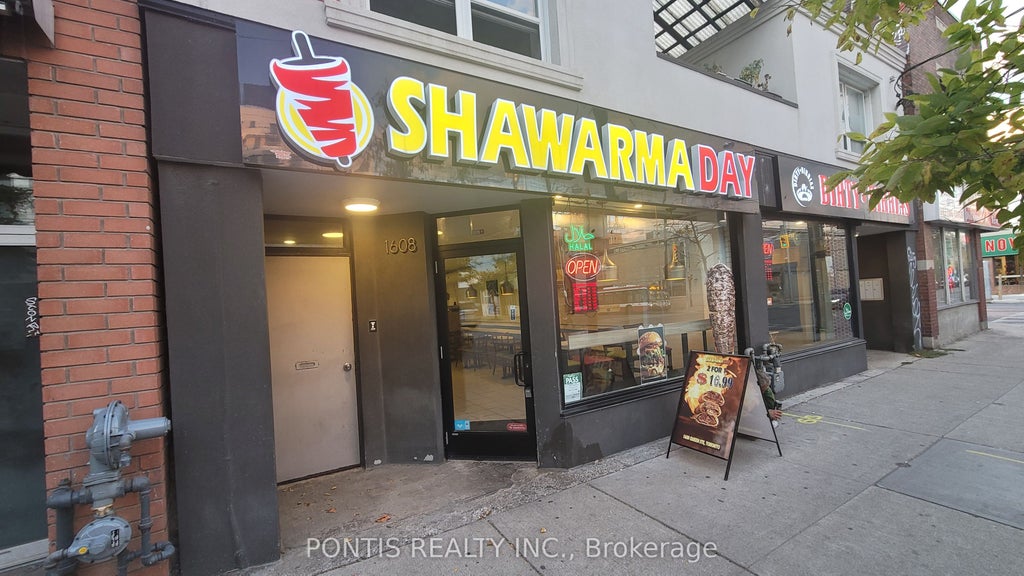 1608 Queen Street E, Toronto E01