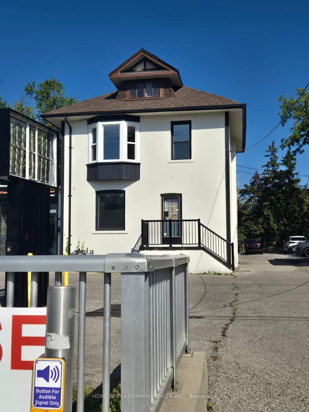 4142b Sheppard Avenue E, Toronto E07