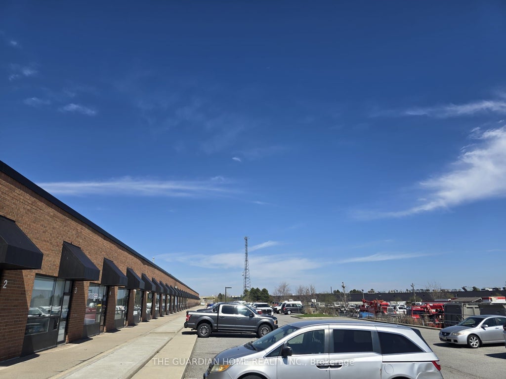 2691 Markham Road 4, Toronto E11