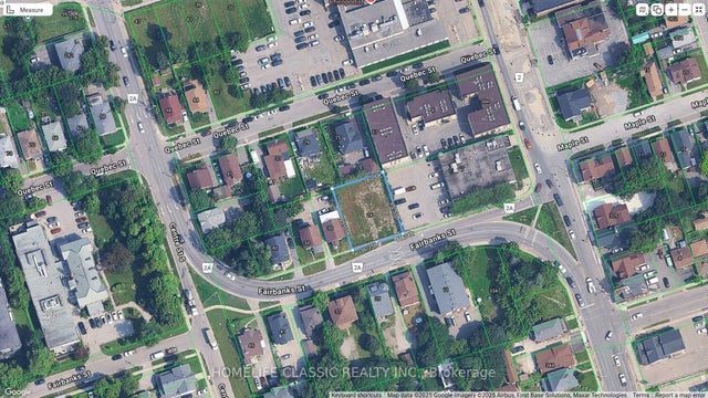 24 Fairbanks Street, Oshawa