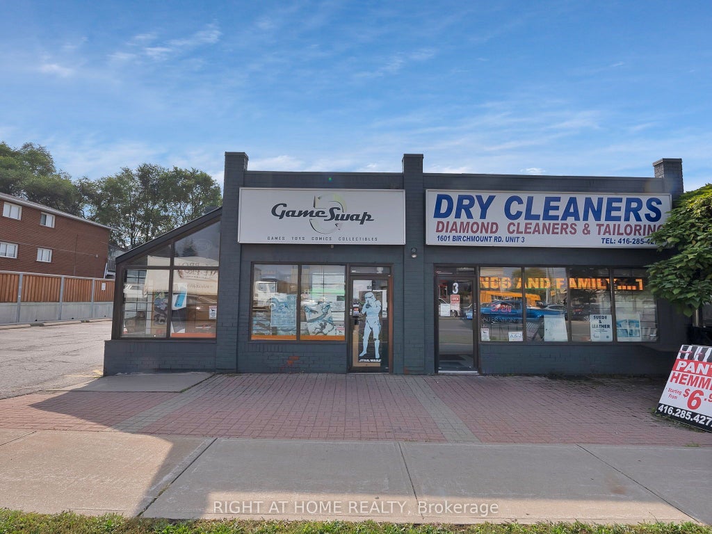 1601 Birchmount Road 4, Toronto E04