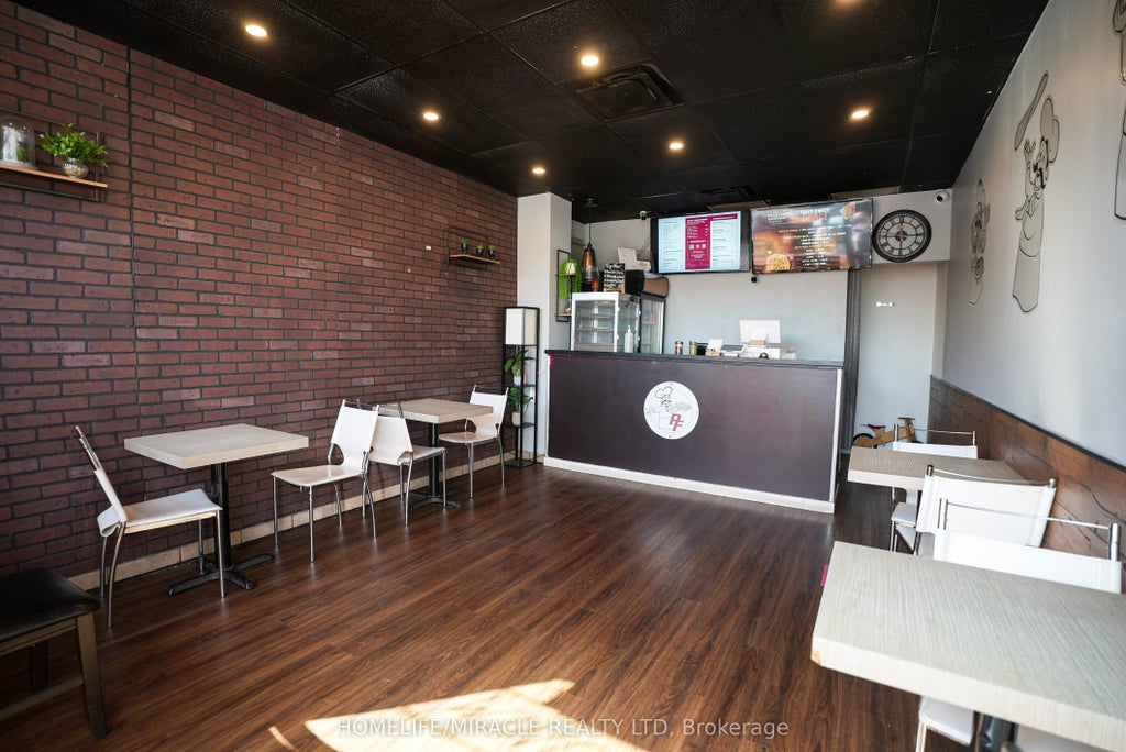 1738 Lawrence Avenue E, Toronto E04