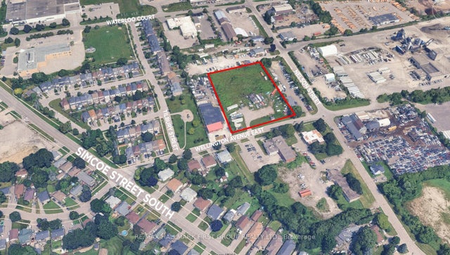 50 Wellington Avenue E, Oshawa