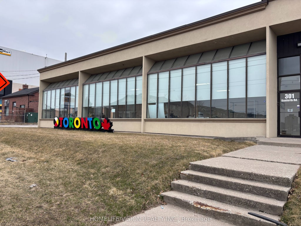 301 Danforth Road Unit 1 Front, Toronto E04