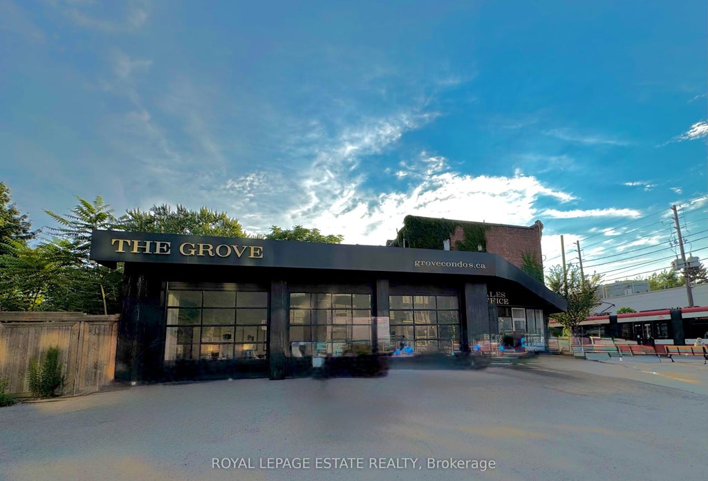 1001 Queen Street E, Toronto E01