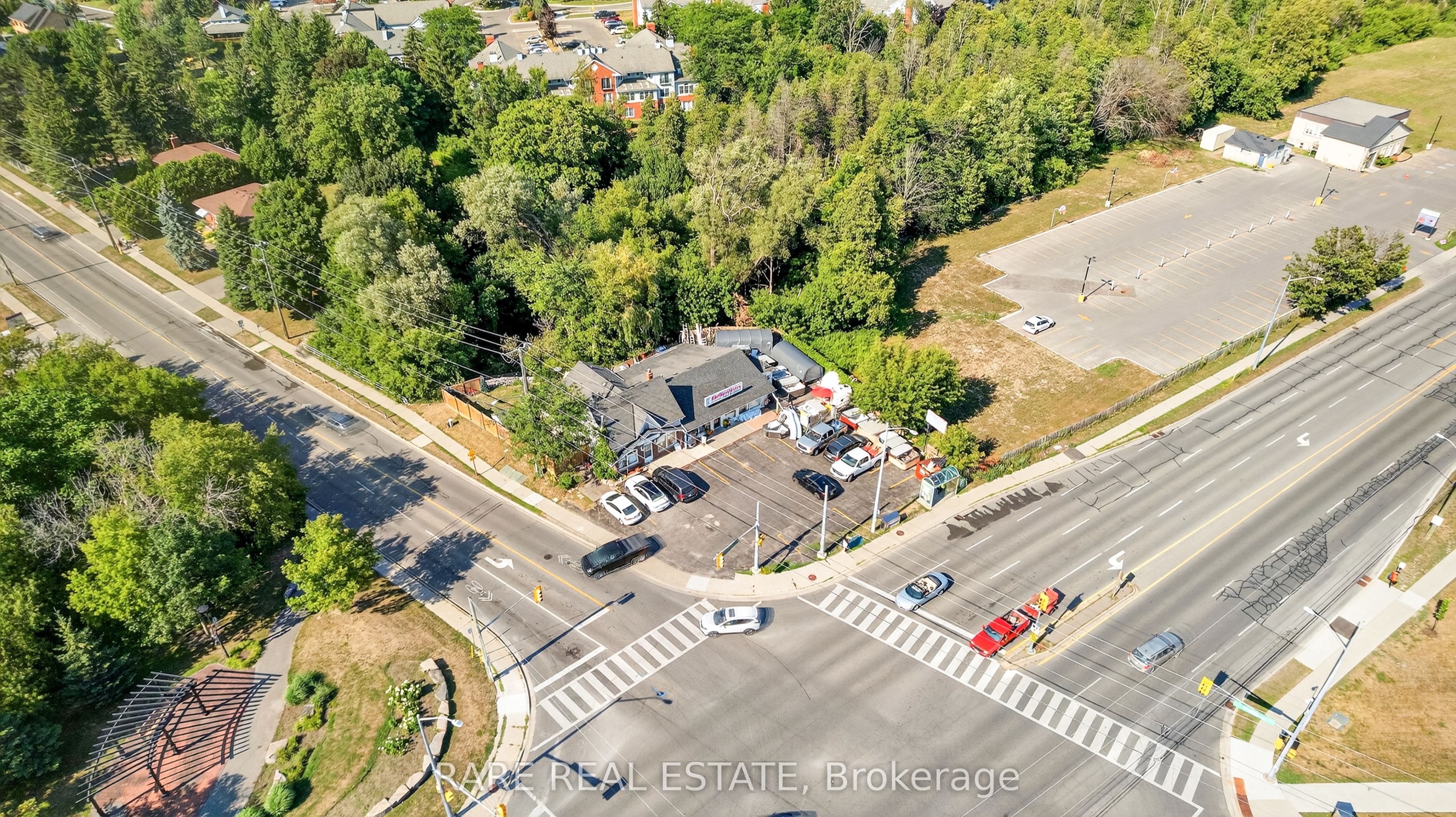 Featured Listing Image