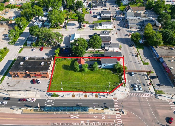 11 Main St (432/438 Davis) N/a E, Newmarket