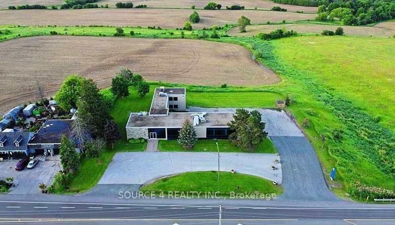 3565 King Road, King