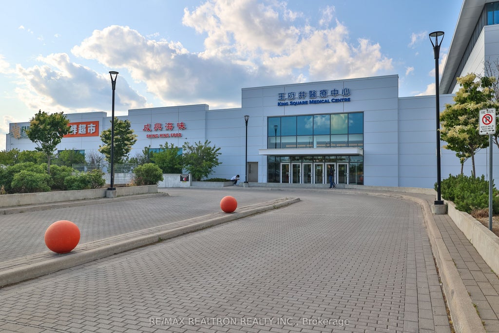 9390 Woodbine Avenue 2d1, Markham