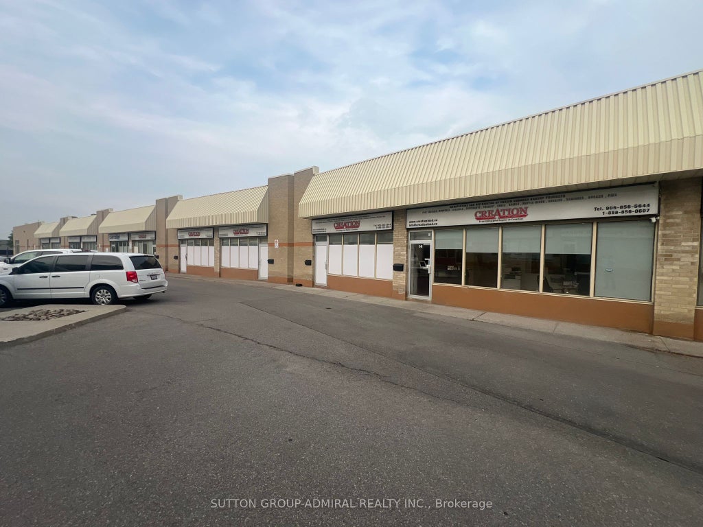 418 Hanlan Road 14, Vaughan