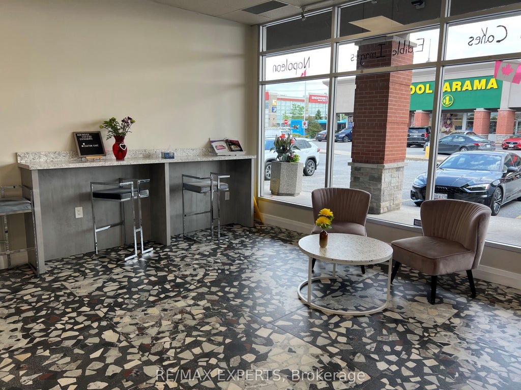 14800 Yonge Street 104, Aurora