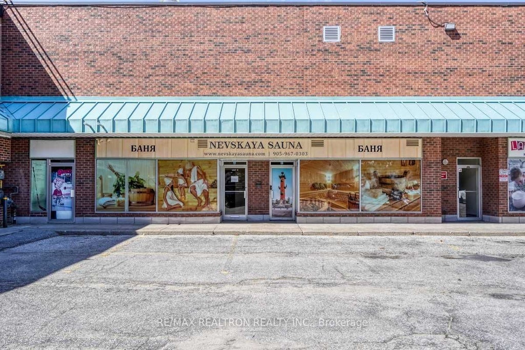 38 Parkside Drive 9, Newmarket