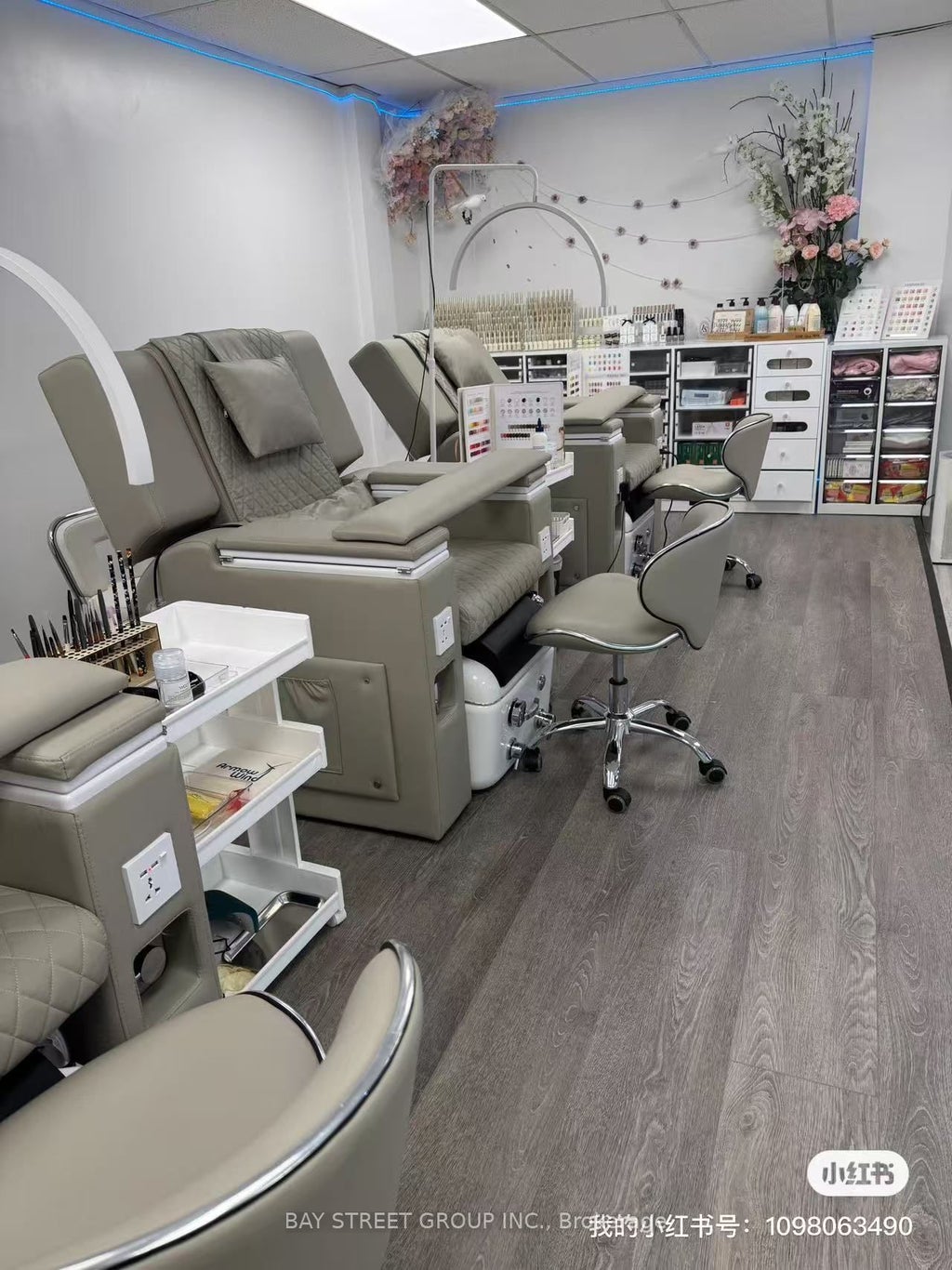 9011 Leslie Street, Richmond Hill