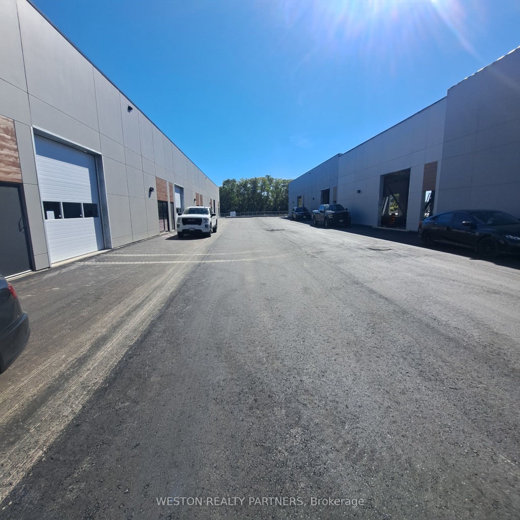 Cachet Woods Court 10, Markham