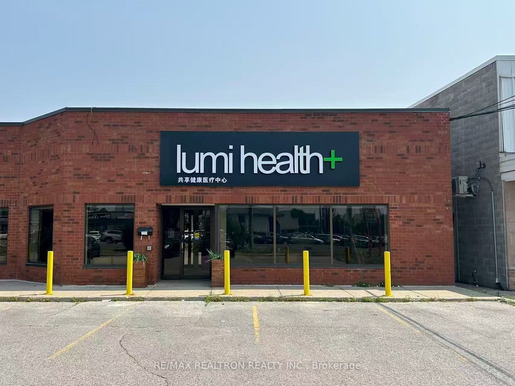 8365 Woodbine Avenue 101d, Markham