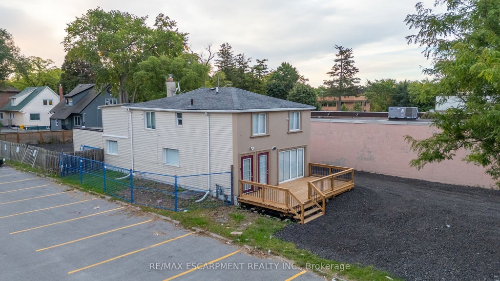 10329 Yonge Street, Richmond Hill