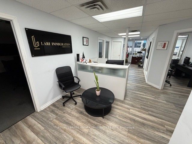 10212 Yonge Street 206, Richmond Hill