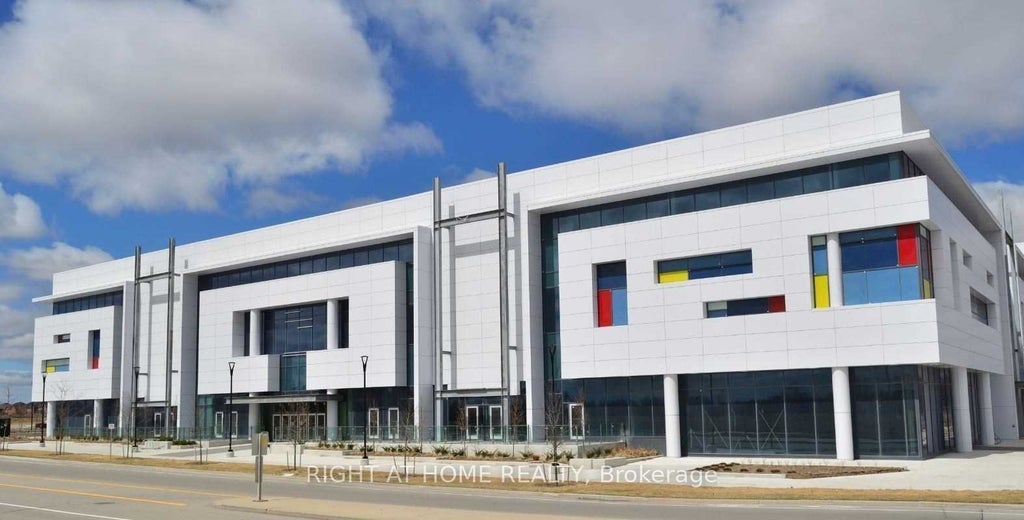 9390 Woodbine Avenue 311, Markham