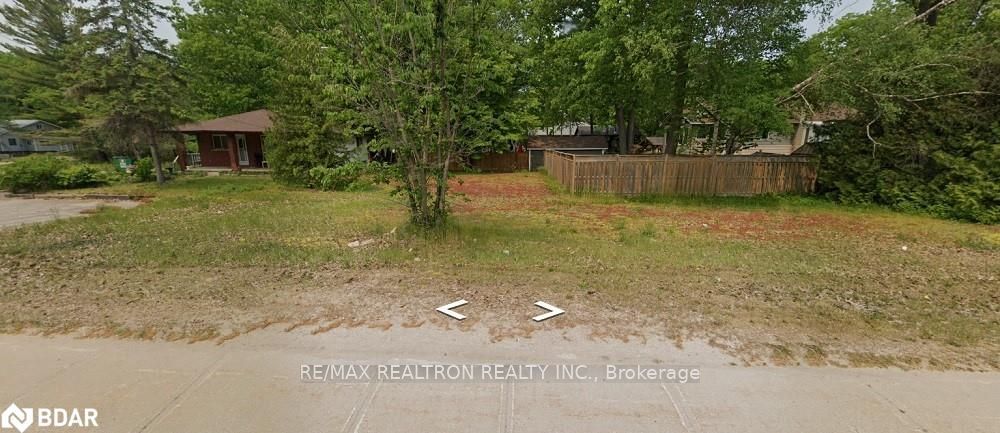 1444 Mosley Street, Wasaga Beach